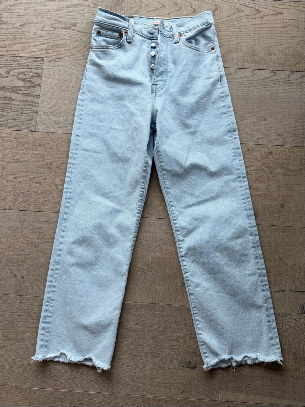 Levi’s high rise straight ankle